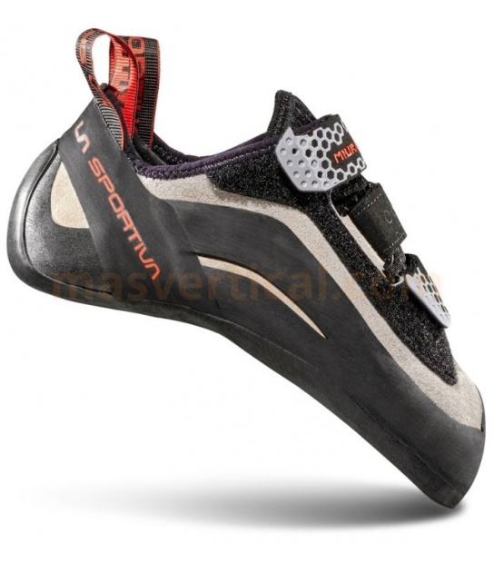 PIES DE GATO MIURA VS MUJER LA SPORTIVA